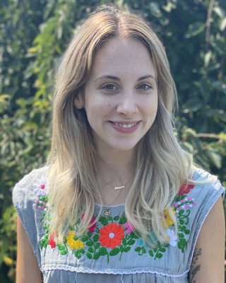 Rebecca Lewis portrait